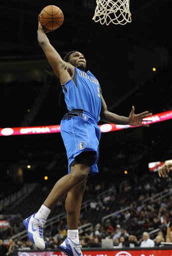 意媒：库普梅纳斯转型中卫表现亮眼，尤文中场补强成当务之急（意媒：库普梅纳斯改打中卫表现出众，尤文中场补强刻不容缓）