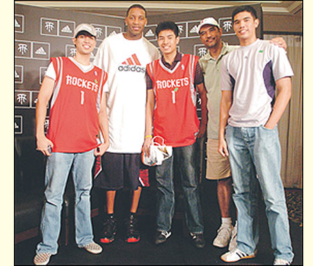 格里芬谈与保罗、小乔丹通话：只是聊天开玩笑，没提保罗那事（格里芬称与保罗、小乔丹通话仅闲聊打趣，未谈及保罗相关话题）